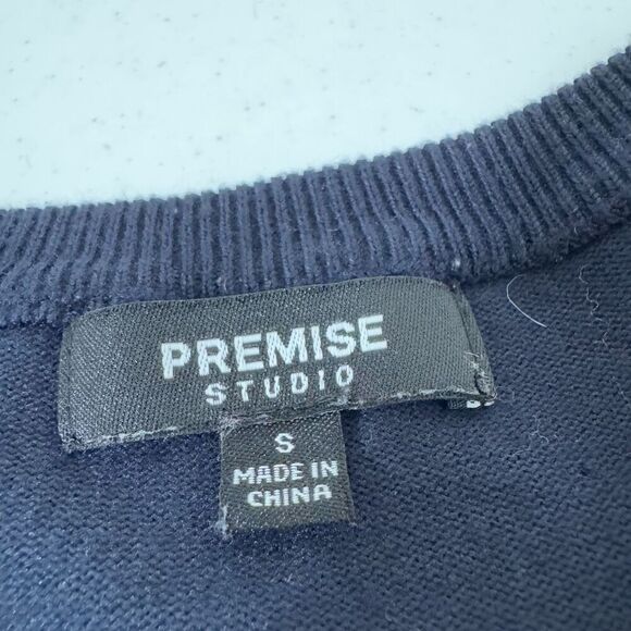 Premise Studio Women’s Striped Button Up Sweater Size Small Rayon Blend - Picture 4 of 10